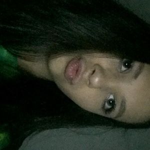 Meet your Posher, Bella