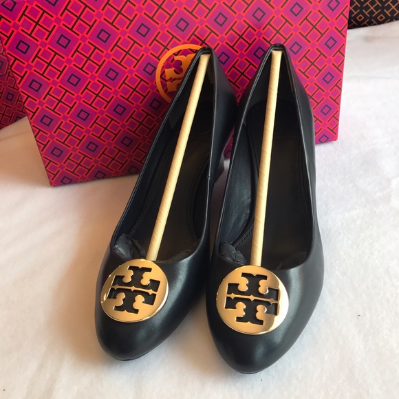 NIB Tory Burch Wedges - Picture 2 of 6