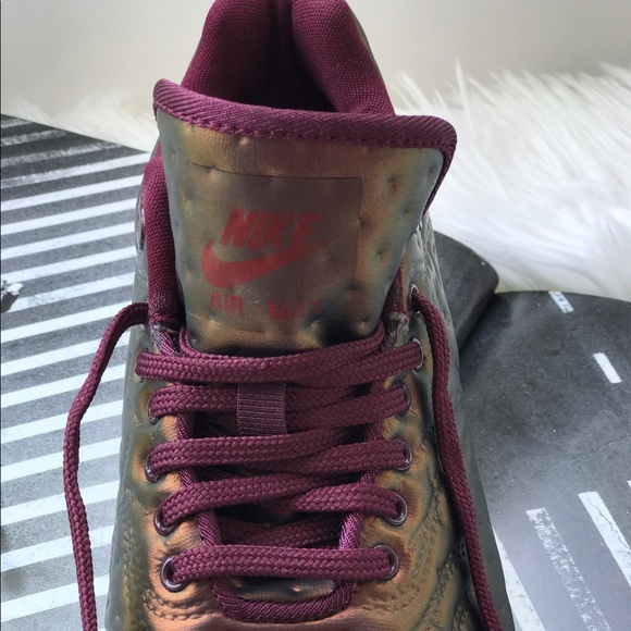 Nike Air Max 1 Ultra PRM JCRD Burgundi, size 7,5 - Picture 4 of 8