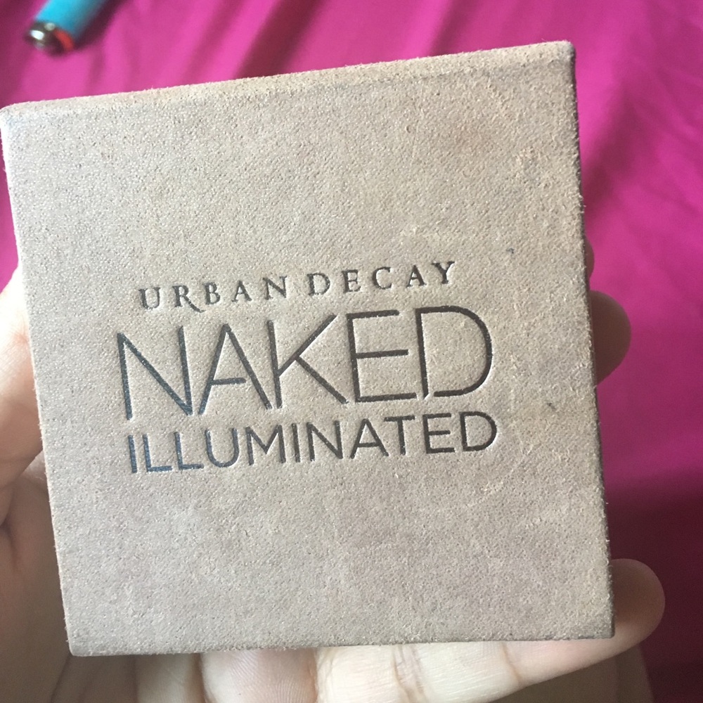 Urban Decay, NAKED ILLUMINATED (highlight)