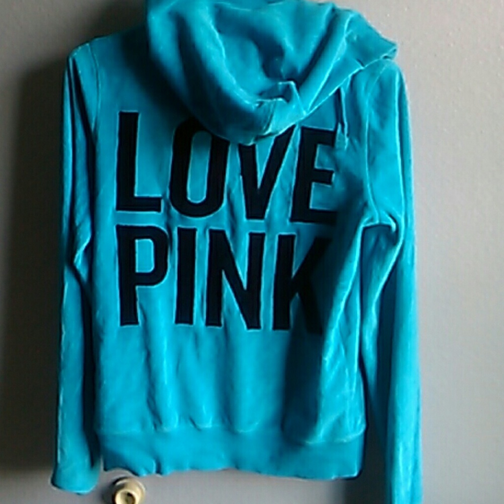 Vs velvet hoodie, blue really pops!