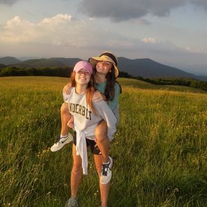 Meet your Posher, Savannah