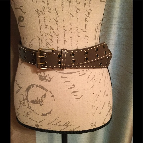 Accessories - XL 1 1/2" Unisex Leather Double Hole Grommet Belt.