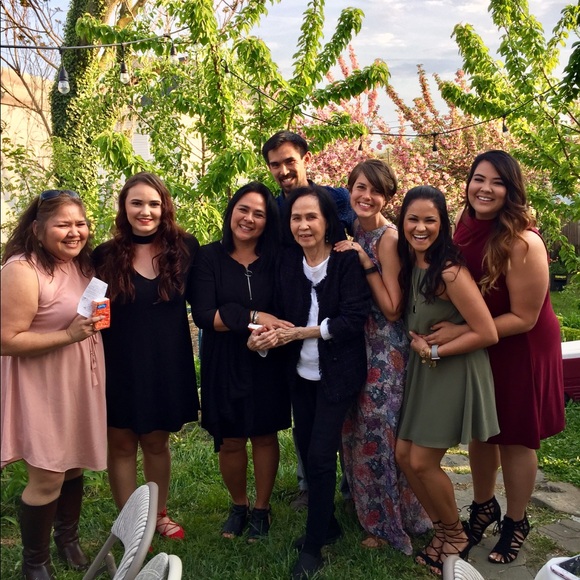 Meet your Posher, Jaymee - Picture 2 of 6