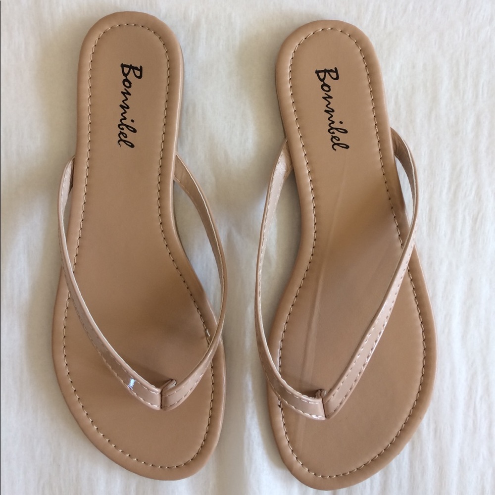 NIB!-Nude Flipflop