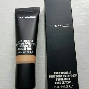 MAC Prolongwear Waterproof Foundation NC42