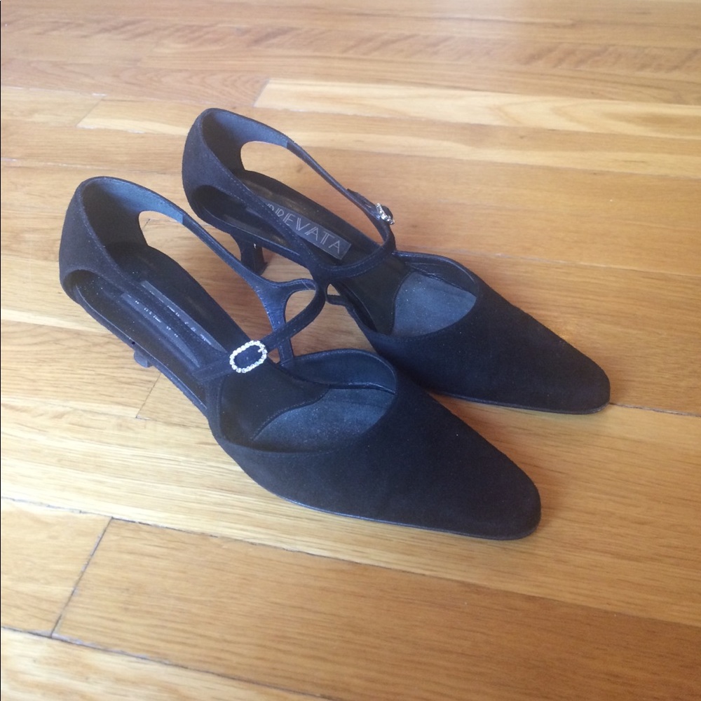 PREVATA Amore black suede heels.