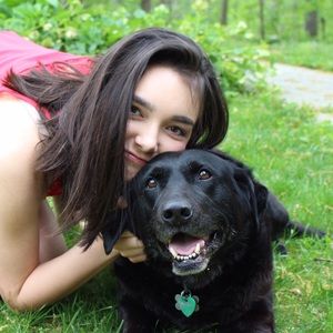 Meet your Posher, Holly