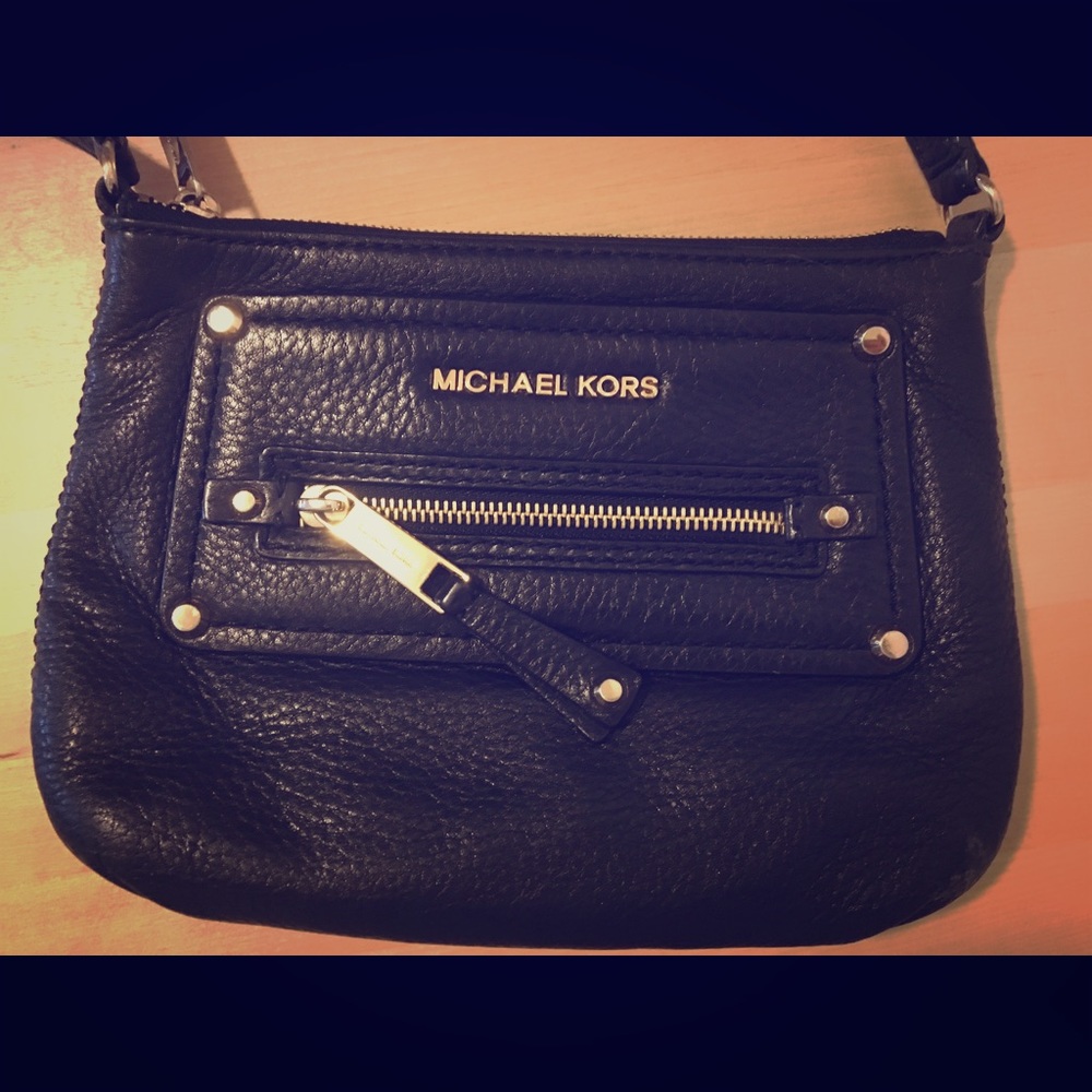 Michael Kors Black Leather Cross Body purse