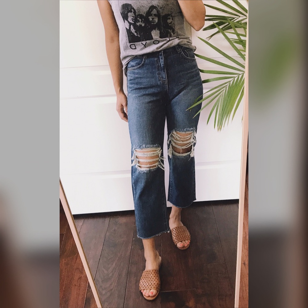 High Waisted Distressed Cropped Jeans - Picture 2 of 6