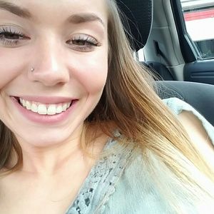 Meet your Posher, Jocelyn