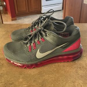 New Pink and Grey Nike Airmax shoes!