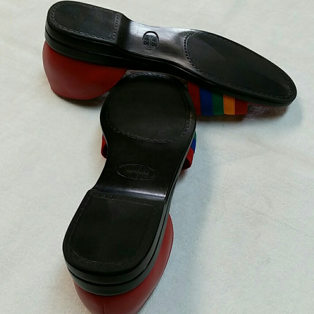 Shoes - Picture 3 of 4