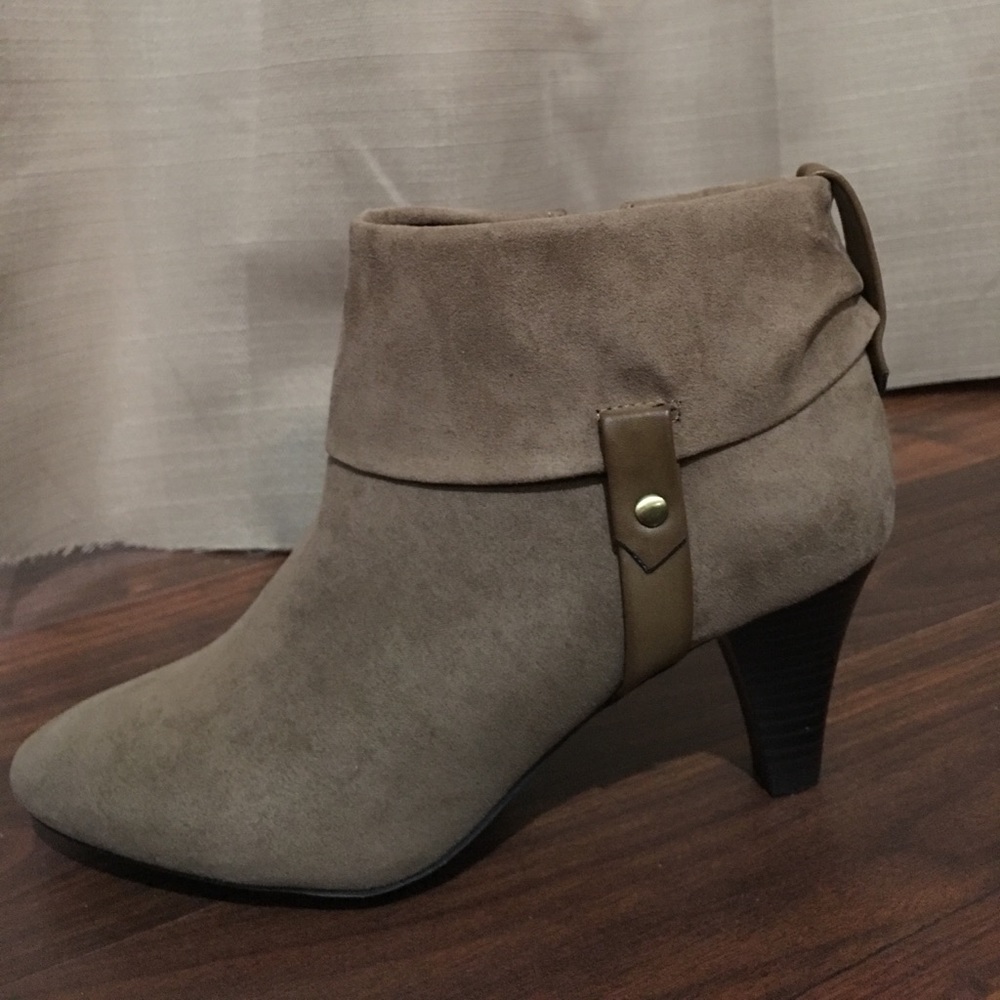 East 5th booties. Brand new. Never worn.