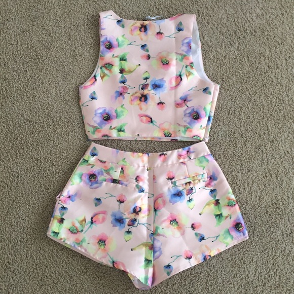 Matching 2 Piece Set - Picture 2 of 2
