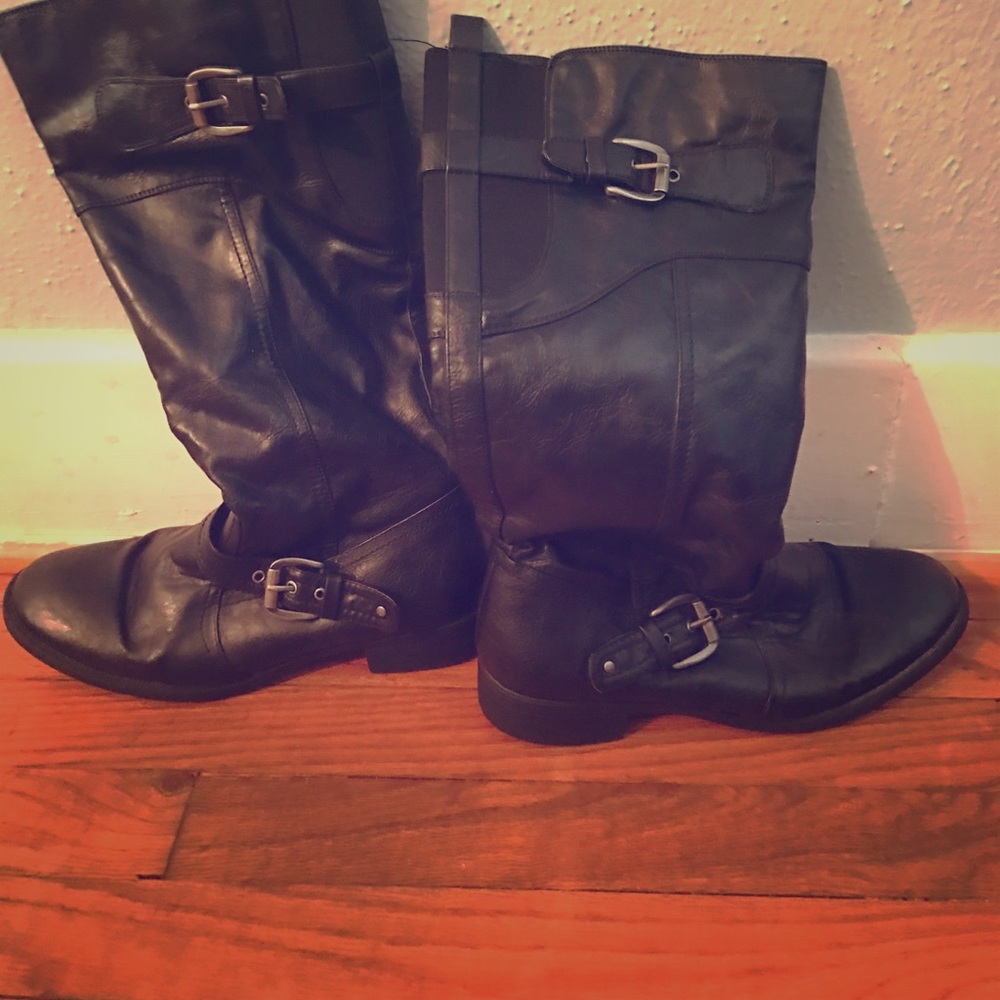 Black Boots