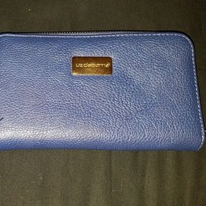 Liz Claiborne wallet