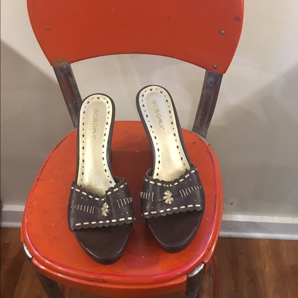 BCBG wedge Sandler