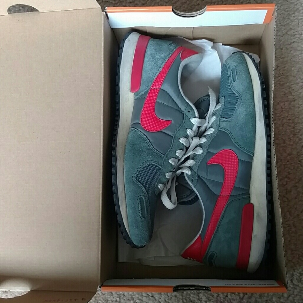 (RARE!) Nike Air Vortex (VNTG)