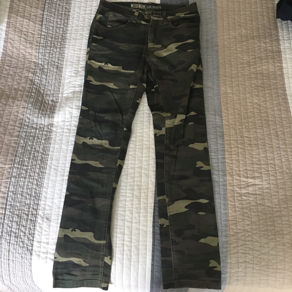 Camo Skinny Pants
