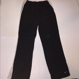 Nike Capri light weight sweatpants XL