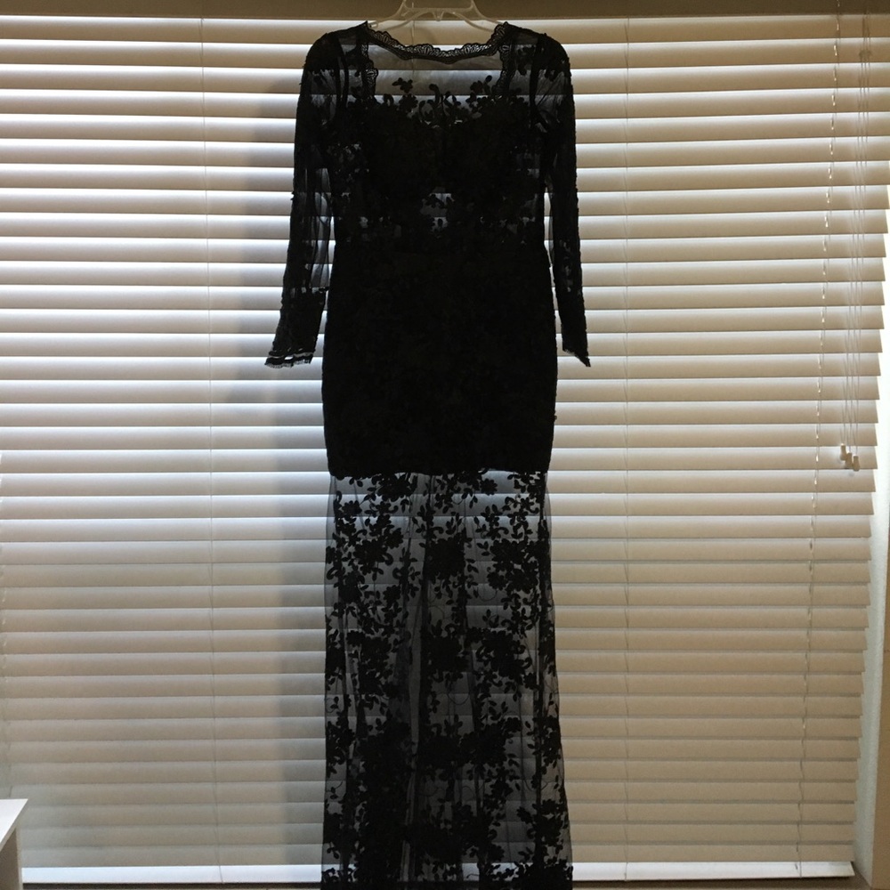 Lace Black Prom Dress