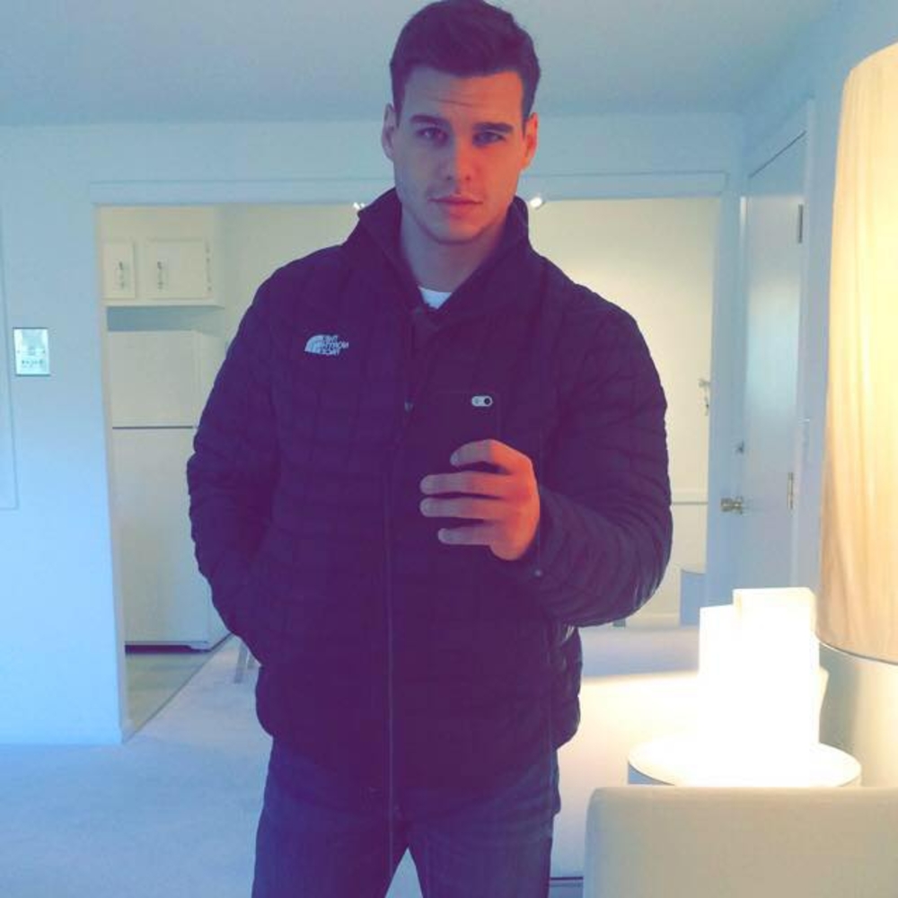 Meet your Posher, Chris