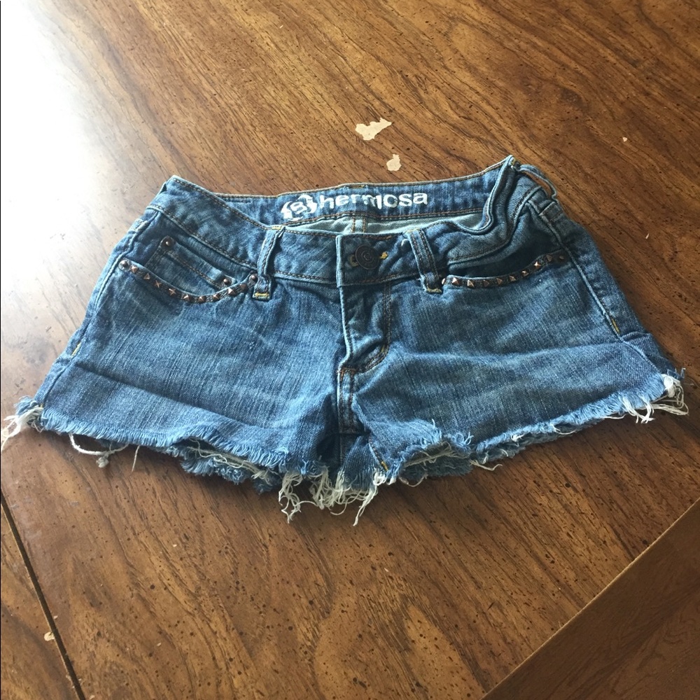 {B}hermosa Studded Shorts