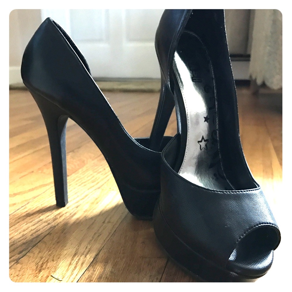 Black High Heels
