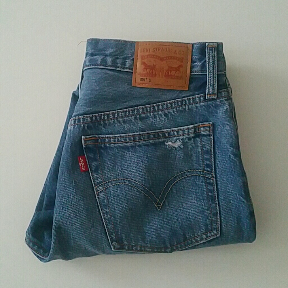 Levi's 501 skinny jeans 26x28, old hangouts wash