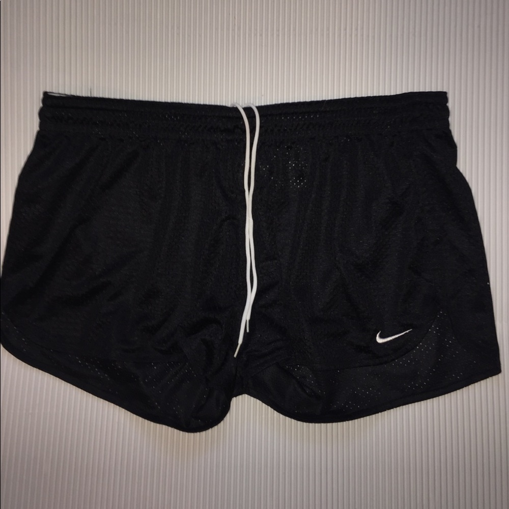 Nike dri-fit polyester shorts. Size: L