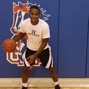 Meet your Posher, Aaron