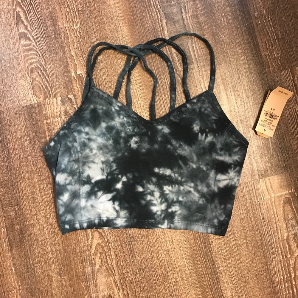 NWT crop top