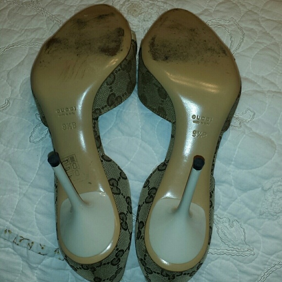 SOLD***GUCCI D'Orsay Horsebit Heels!! - Picture 8 of 8