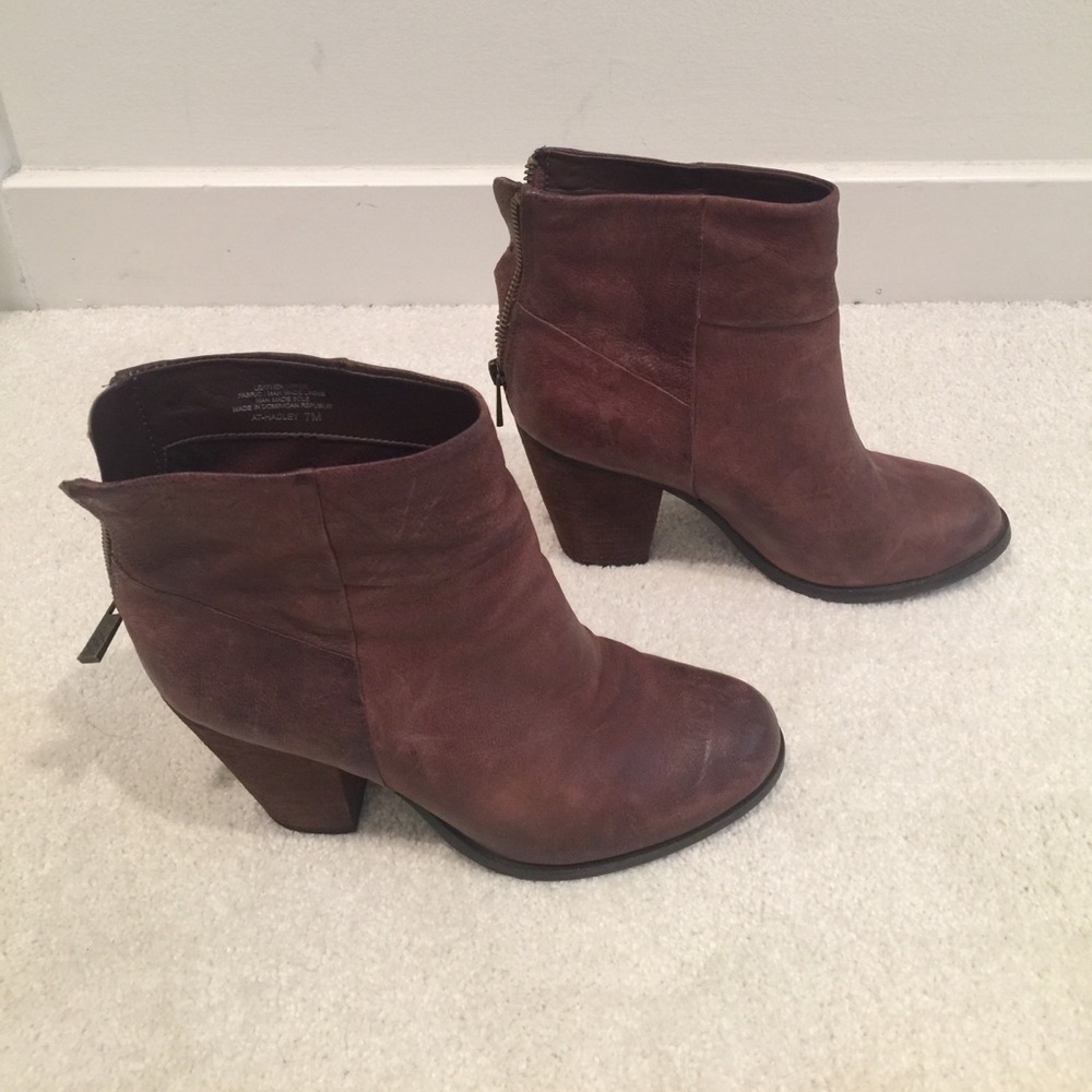 Arturo Chiang Brown Booties 7
