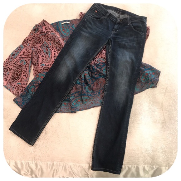 🔥Sale 🦋Hudson Carly Straight Leg Jeans🦋 - Picture 2 of 6