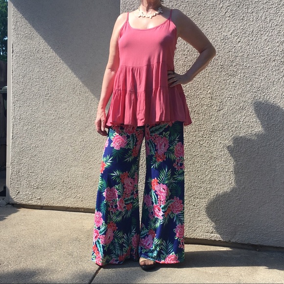 NEW  Tropical palazzo pants  - Picture 3 of 3