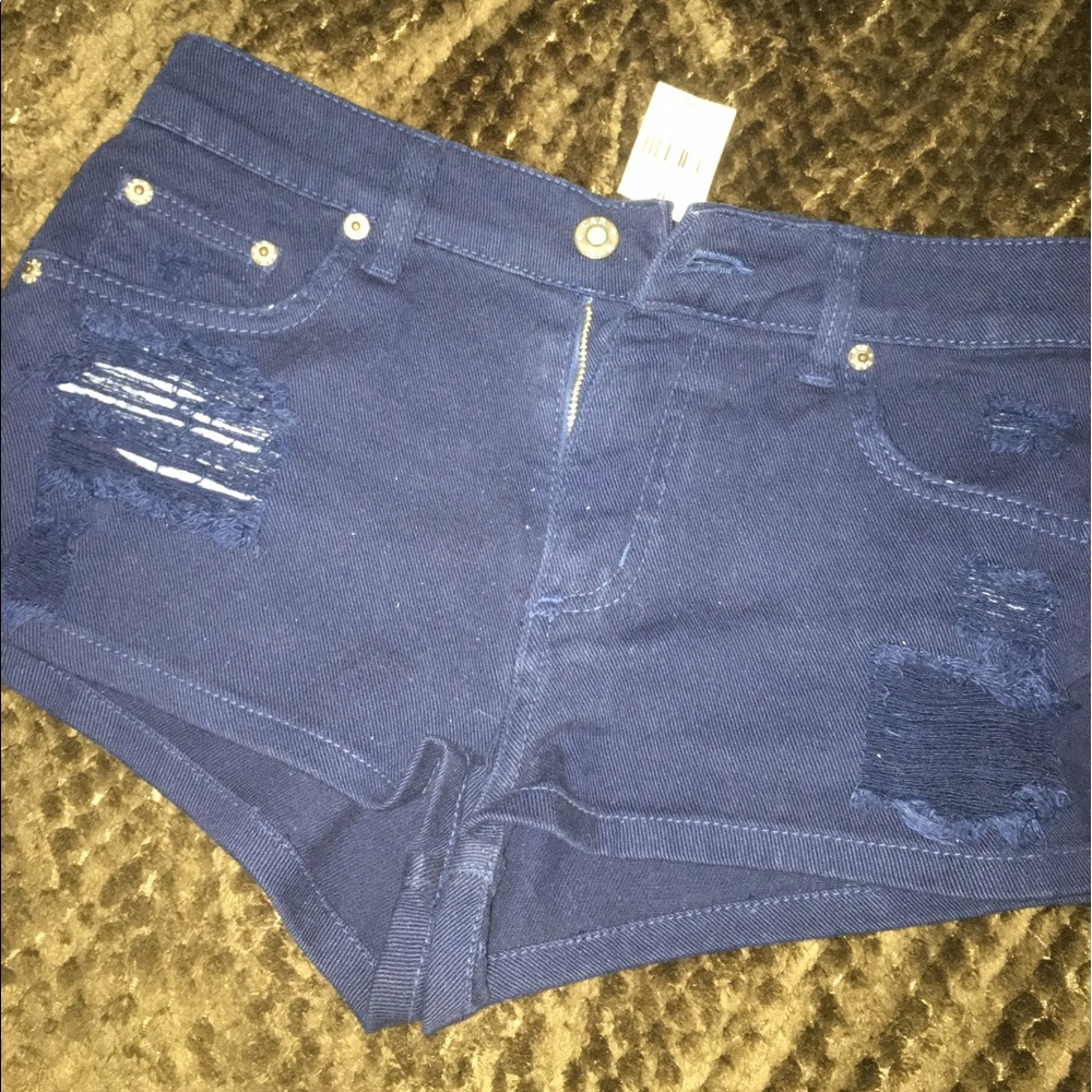 LF shorts