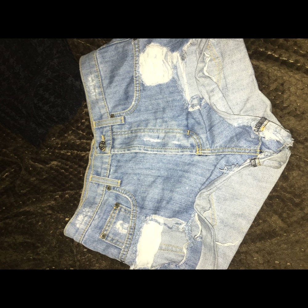 New LF shorts
