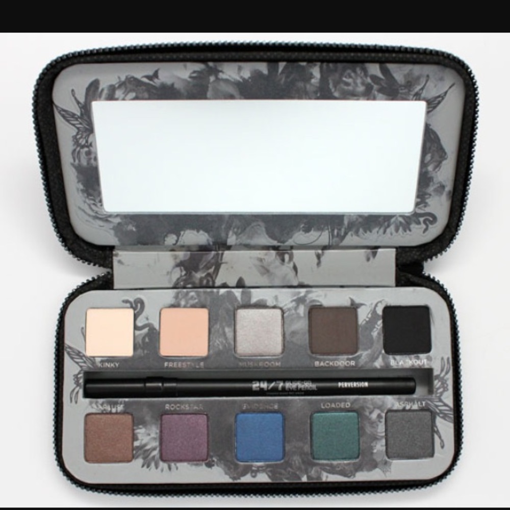 SMOKED Urban Decay Palette offer! CLOSET CLOSING*