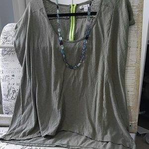 {Clearance} American Eagle Olive Hi-Lo T