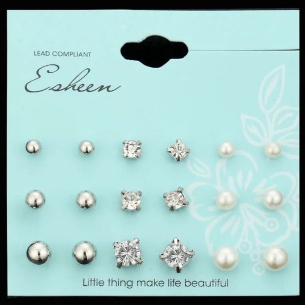 Elegant Earrings / Silver