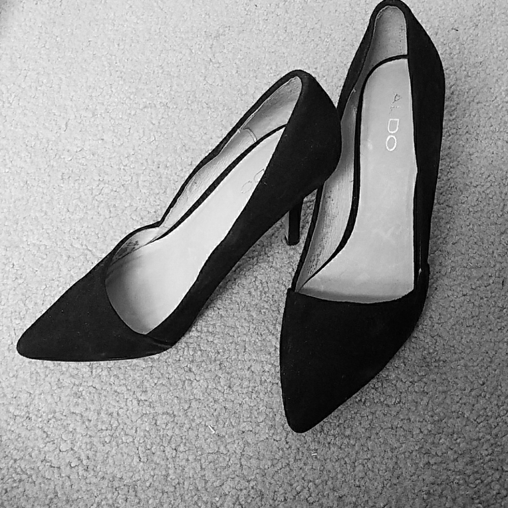 Aldo black pumps