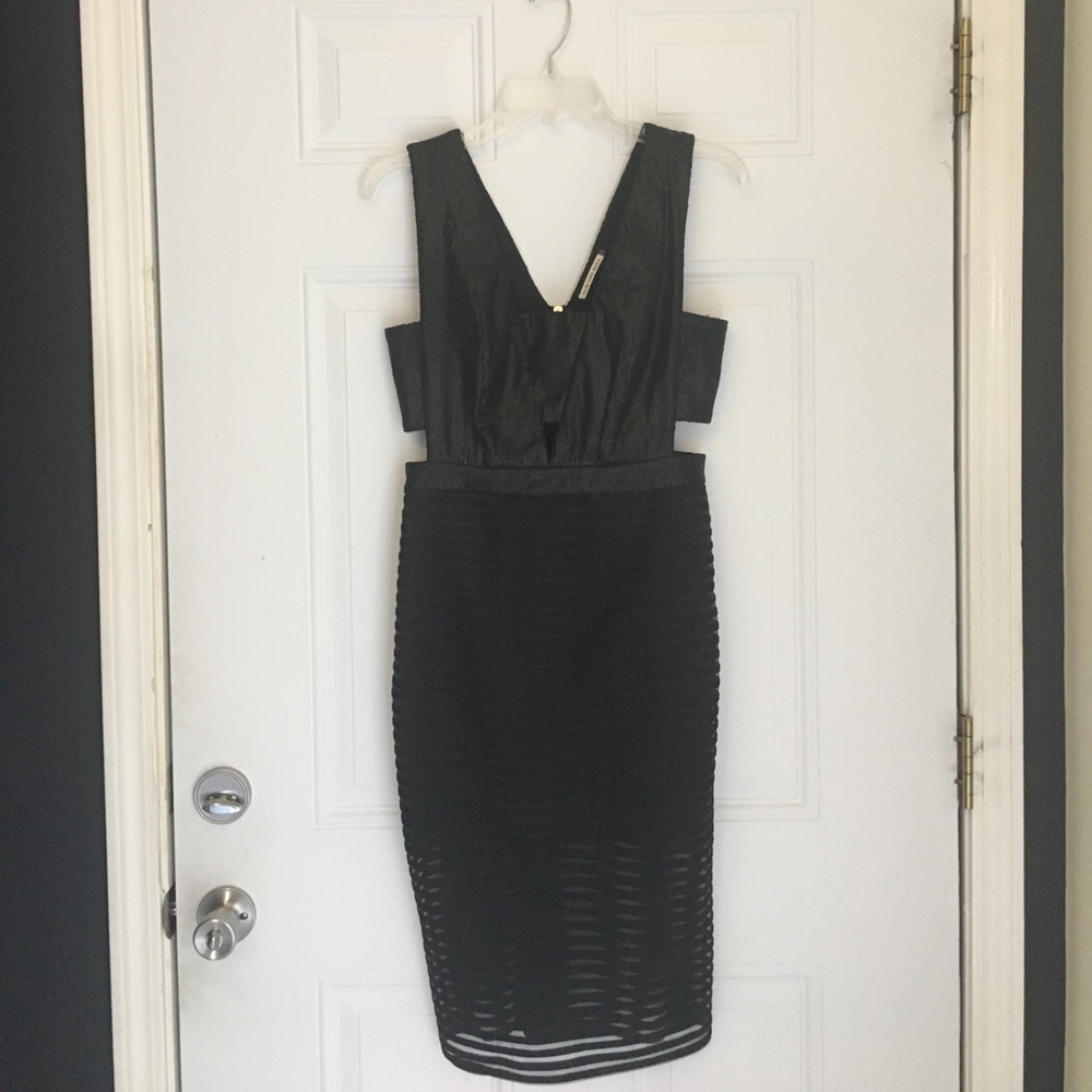 Little black (cut-out) dress