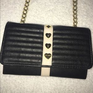 Over the shoulder wallet purse