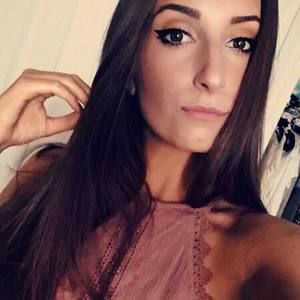 Meet your Posher, Ellen