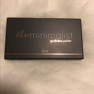 Elcie cosmetic eyeshadow pallet