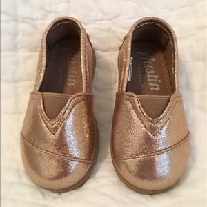Toddler Girls Gold Shoes