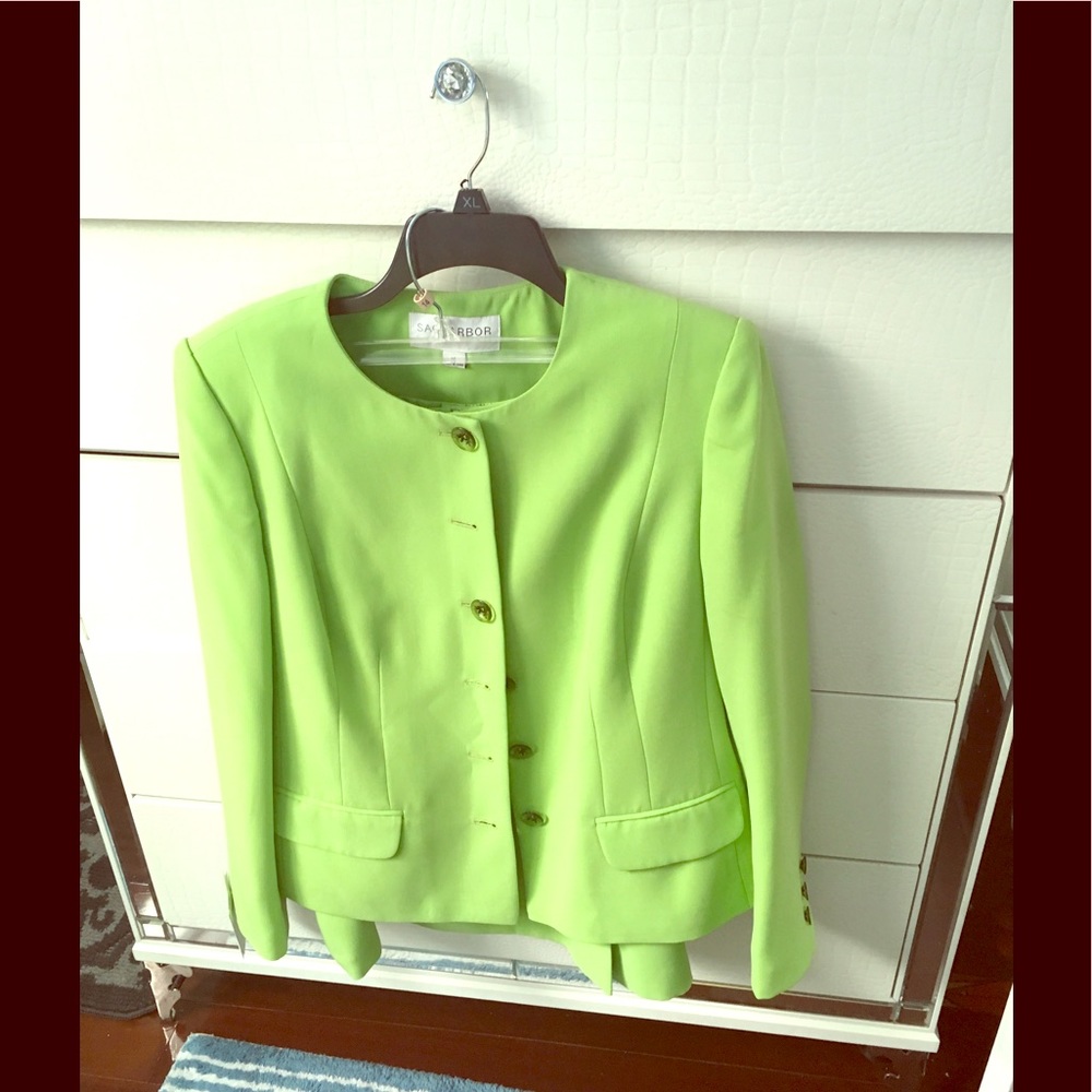 Beautiful  Bright Green 2 piece Suit