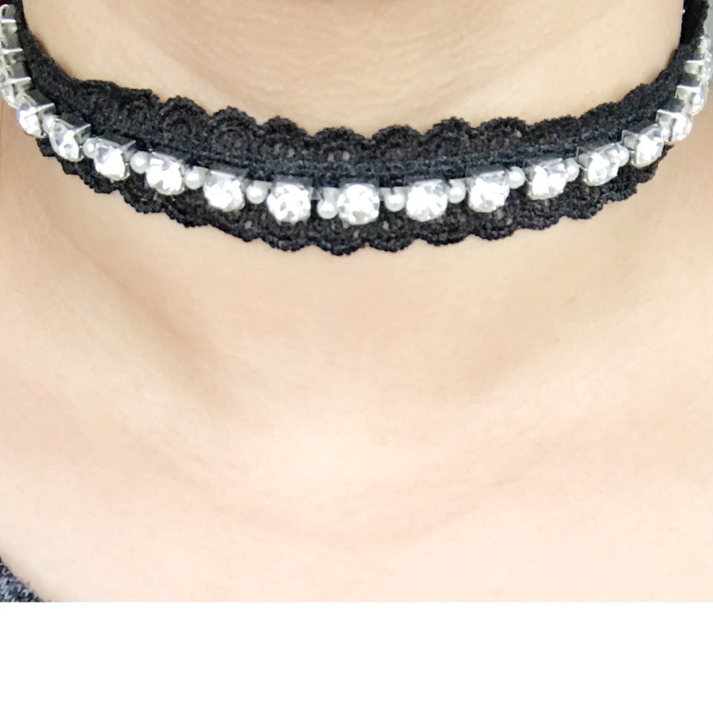 ✅ PRICE DROP Diamond choker